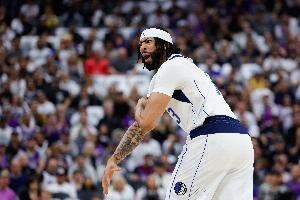 明日独行侠VS火箭:浓眉连续第二场缺阵 莱夫利也继续缺席