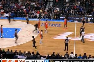 突发!约基奇即将创联盟新高 一球迷突然冲入场内阻扰